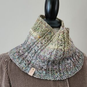 Cedarbury Cowl in Moss & Thistle Handspun